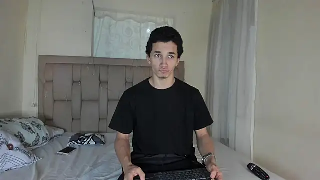 stepcouple XXX online show from March 2, 2025, 11:28 pm