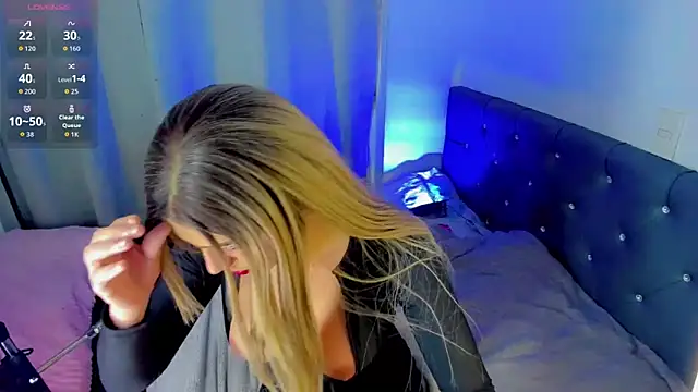 pinkscreens online show from November 26, 2025, 11:21 am