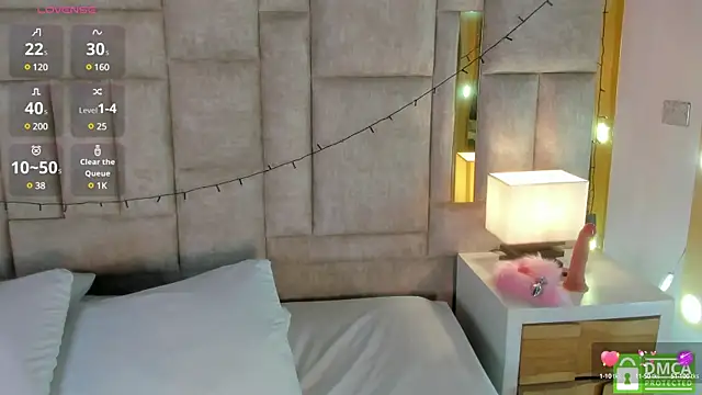 kitty emma1 online show from February 5, 2025, 4:27 am