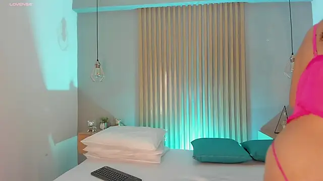 Snapshot of mary_suarez chatting on March 8, 2025, 3:39 am mary suarez online show from March 8, 2025, 3:39 am