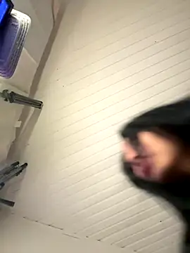 Snapshot of Anily_Lovely chatting on September 19, 2025, 1:31 am Anily Lovely online show from September 19, 2025, 1:31 am