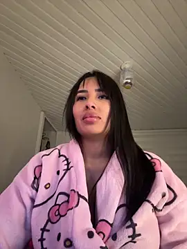 Snapshot of Anily_Lovely chatting on October 5, 2025, 12:23 am Anily Lovely online show from October 5, 2025, 12:23 am