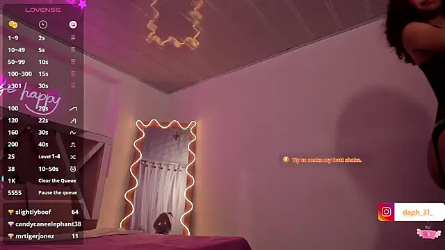 Snapshot of Daphnne_tay chatting on March 6, 2025, 9:47 am Daphnne tay online show from March 6, 2025, 9:47 am