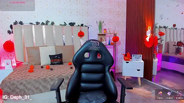 Snapshot of Daphnne_tay chatting on October 12, 2025, 4:03 am Daphnne tay online show from October 12, 2025, 4:03 am