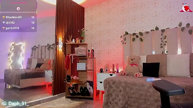 Snapshot of Daphnne_tay chatting on February 3, 2026, 6:22 am Daphnne tay online show from February 3, 2026, 6:22 am