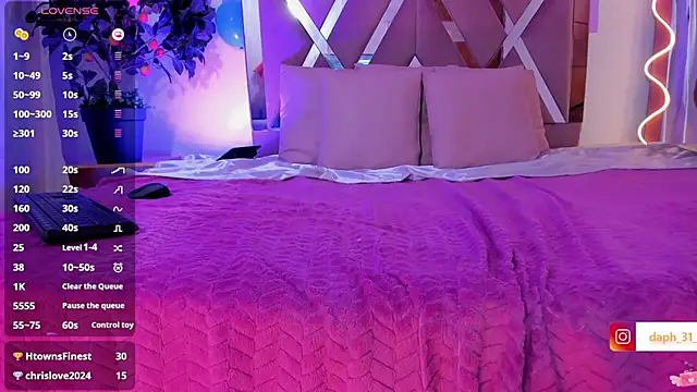 Snapshot of Daphnne_tay chatting on March 19, 2025, 9:49 am Daphnne tay online show from March 19, 2025, 9:49 am