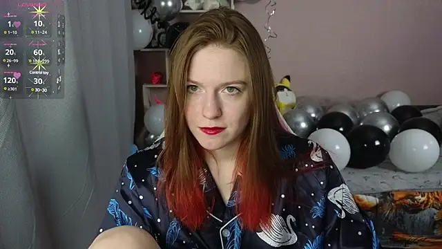 CassieJuice69 online show from December 17, 2024, 2:00 pm