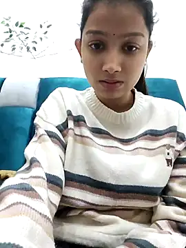 Snapshot of Aleena_Rai chatting on January 1, 2025, 8:37 pm Aleena Rai online show from January 1, 2025, 8:37 pm