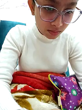 Snapshot of Aleena_Rai chatting on December 6, 2024, 7:39 pm Aleena Rai online show from December 6, 2024, 7:39 pm