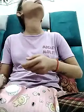 Snapshot of Aleena_Rai chatting on December 3, 2024, 7:50 pm Aleena Rai online show from December 3, 2024, 7:50 pm
