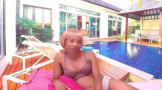 EbonyCreamy69 online show from February 12, 2025, 1:09 am