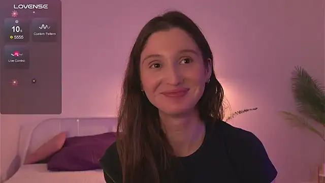 Snapshot of tender_babyy chatting on September 21, 2025, 1:49 pm tender babyy online show from September 21, 2025, 1:49 pm