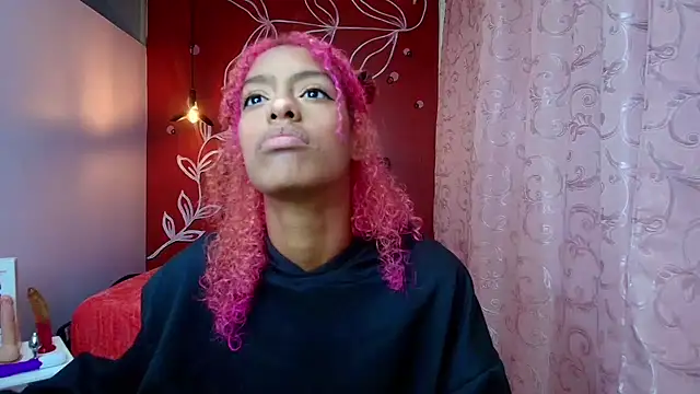 Zia Green online show from March 20, 2025, 12:11 pm