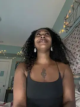 Snapshot of ebonycatlisaaaalime chatting on June 1, 2026, 5:40 am ebonycatlisaaaalime online show from June 1, 2026, 5:40 am