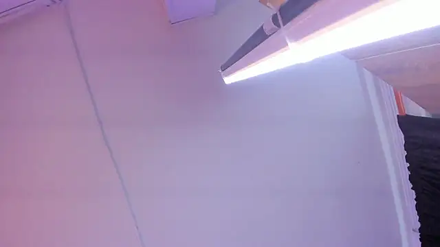 Snapshot of Amy_Kiitty_ chatting on October 2, 2025, 1:14 pm Amy Kiitty online show from October 2, 2025, 1:14 pm