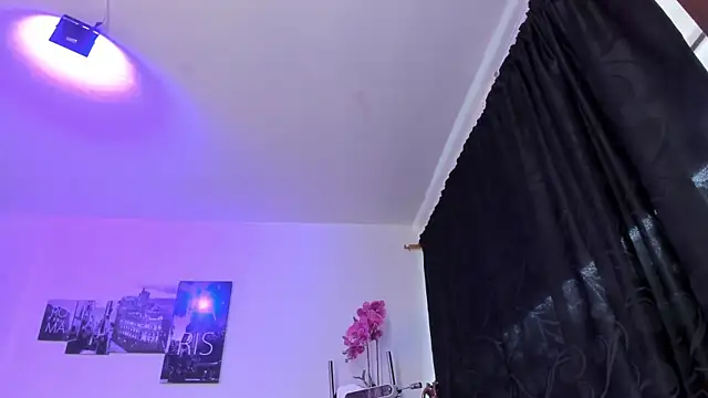 Snapshot of Amy_Kiitty_ chatting on October 16, 2025, 12:46 pm Amy Kiitty online show from October 16, 2025, 12:46 pm