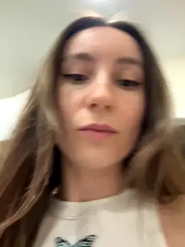 Snapshot of viviandaimond1 chatting on September 22, 2025, 5:30 pm viviandaimond1 online show from September 22, 2025, 5:30 pm