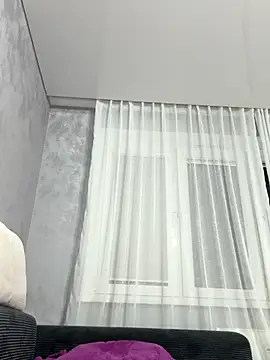 Snapshot of viviandaimond1 chatting on October 8, 2025, 7:36 pm viviandaimond1 online show from October 8, 2025, 7:36 pm