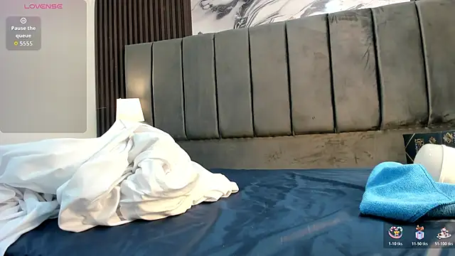 KarinaSimonz online show from April 21, 2026, 7:20 pm