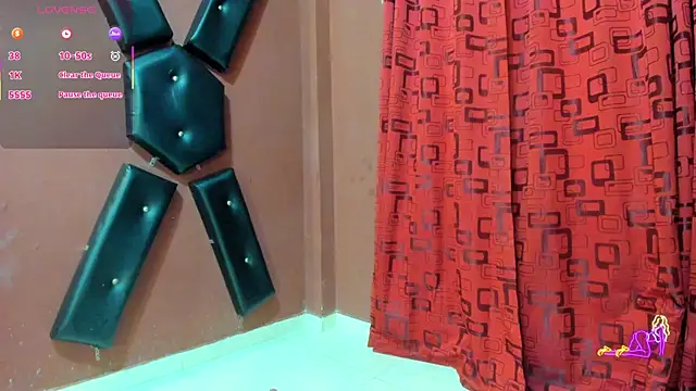 KarinaSimonz online show from April 9, 2026, 6:19 am