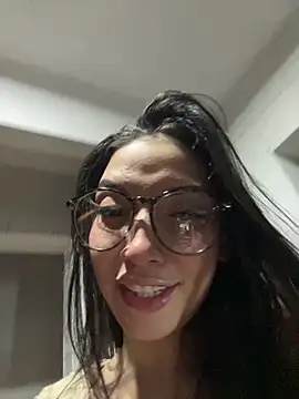  Chartlotte online show from October 4, 2025, 2:13 am