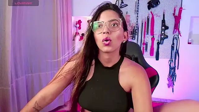 Megaan Greey online show from September 23, 2025, 10:06 pm