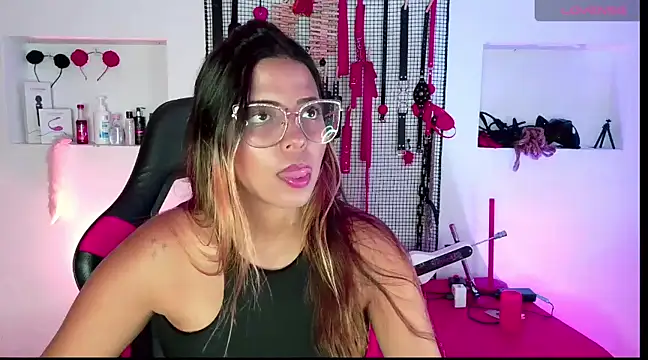 Megaan Greey online show from February 10, 2025, 8:21 pm