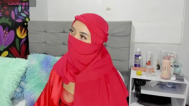 Sweet hot mia online show from February 14, 2025, 7:44 pm