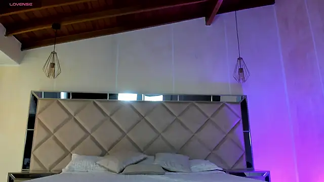 KatieNolan 1 online show from October 28, 2025, 7:24 pm