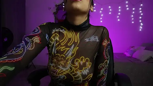 tammylee  online show from September 28, 2025, 6:42 am