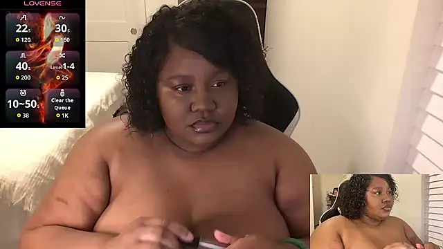 explosivekitty69 online show from September 10, 2025, 4:00 am