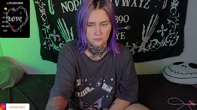 Snapshot of Emmybrightj_ chatting on September 24, 2025, 1:46 am Emmybrightj  online show from September 24, 2025, 1:46 am