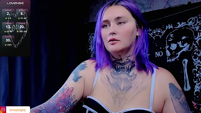 Snapshot of Emmybrightj_ chatting on September 19, 2025, 6:01 pm Emmybrightj  online show from September 19, 2025, 6:01 pm