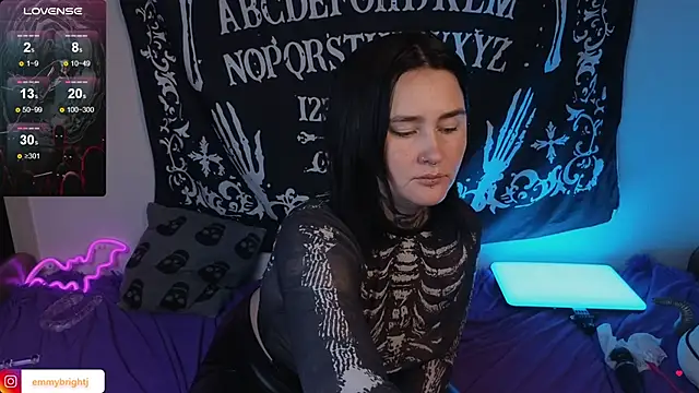 Snapshot of Emmybrightj_ chatting on October 2, 2025, 1:31 am Emmybrightj  online show from October 2, 2025, 1:31 am