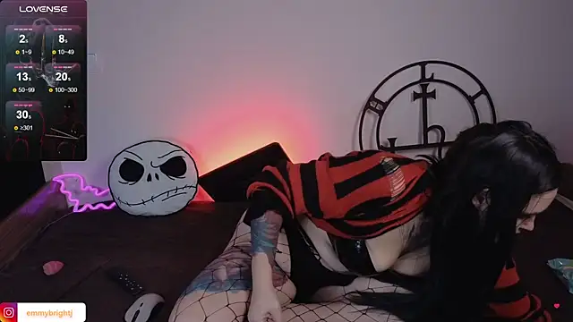 Snapshot of Emmybrightj_ chatting on October 21, 2025, 4:01 am Emmybrightj  online show from October 21, 2025, 4:01 am