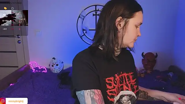 Emmybrightj  online show from November 5, 2025, 1:09 am