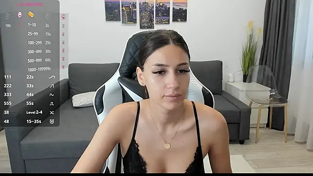 Snapshot of Kimi_Ivy chatting on September 19, 2025, 4:16 am Kimi Ivy online show from September 19, 2025, 4:16 am