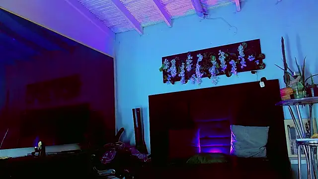 HannibalLester online show from April 13, 2026, 6:17 am