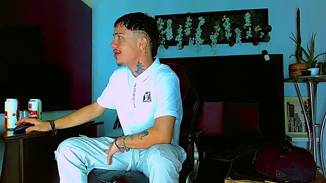 HannibalLester online show from April 7, 2026, 3:19 am