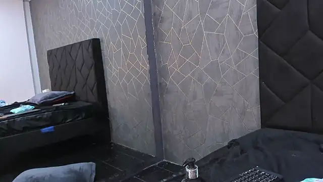 Snapshot of NicoleJonss chatting on March 15, 2025, 9:19 am NicoleJonss online show from March 15, 2025, 9:19 am