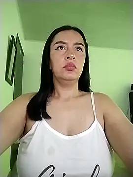 hailey85 online show from March 1, 2026, 7:36 pm