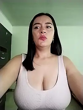 hailey85 online show from March 9, 2026, 10:24 pm