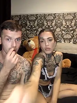 MrRaveMissBehave93 online show from March 22, 2025, 1:11 am