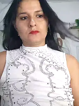 elena jonees online show from October 1, 2025, 8:24 pm