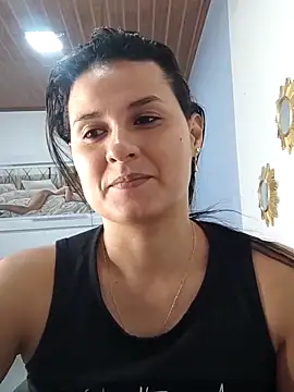 elena jonees online show from February 17, 2025, 9:43 pm