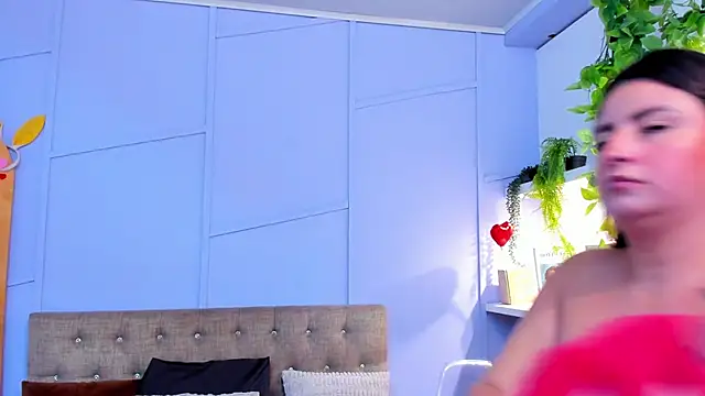 Snapshot of nathalie_rossel chatting on October 2, 2025, 7:06 pm nathalie rossel online show from October 2, 2025, 7:06 pm