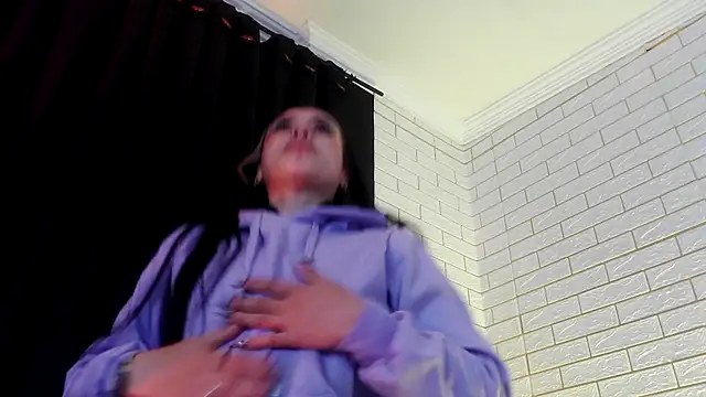 NYX1126 online show from October 10, 2025, 1:34 pm