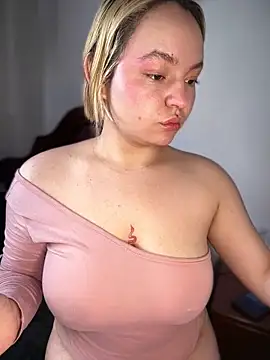 Naiara Sex  online show from June 8, 2026, 4:29 pm