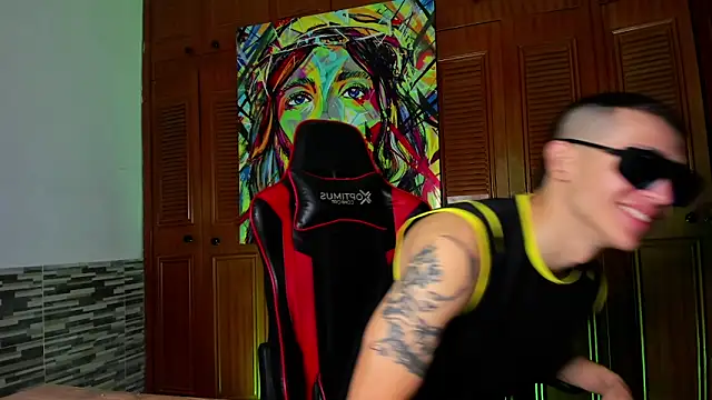 Snapshot of Dimitri_higth420 chatting on March 20, 2025, 2:19 am Dimitri higth420 online show from March 20, 2025, 2:19 am