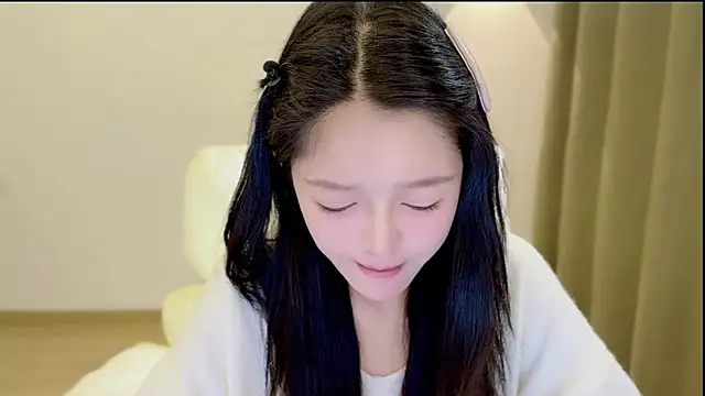 Snapshot of xiaodaibabyy chatting on October 31, 2025, 6:54 am xiaodaibabyy online show from October 31, 2025, 6:54 am